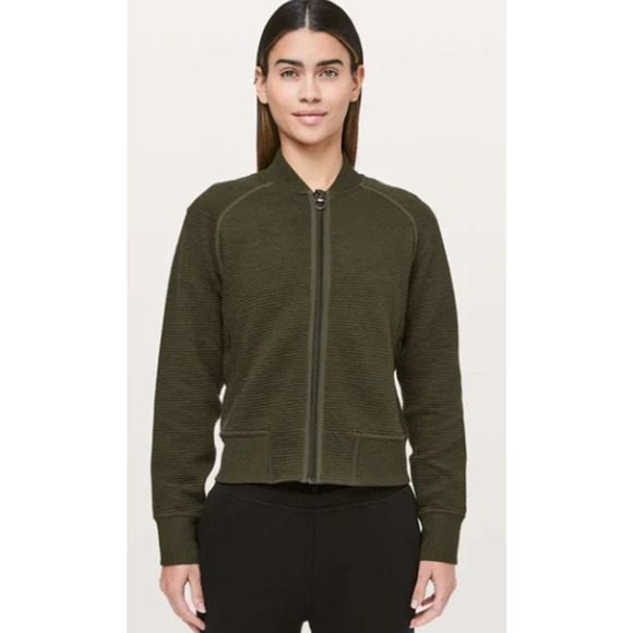 Lululemon On Repeat Olive Green Bomber Jacket Size 4 - Picture 1 of 5